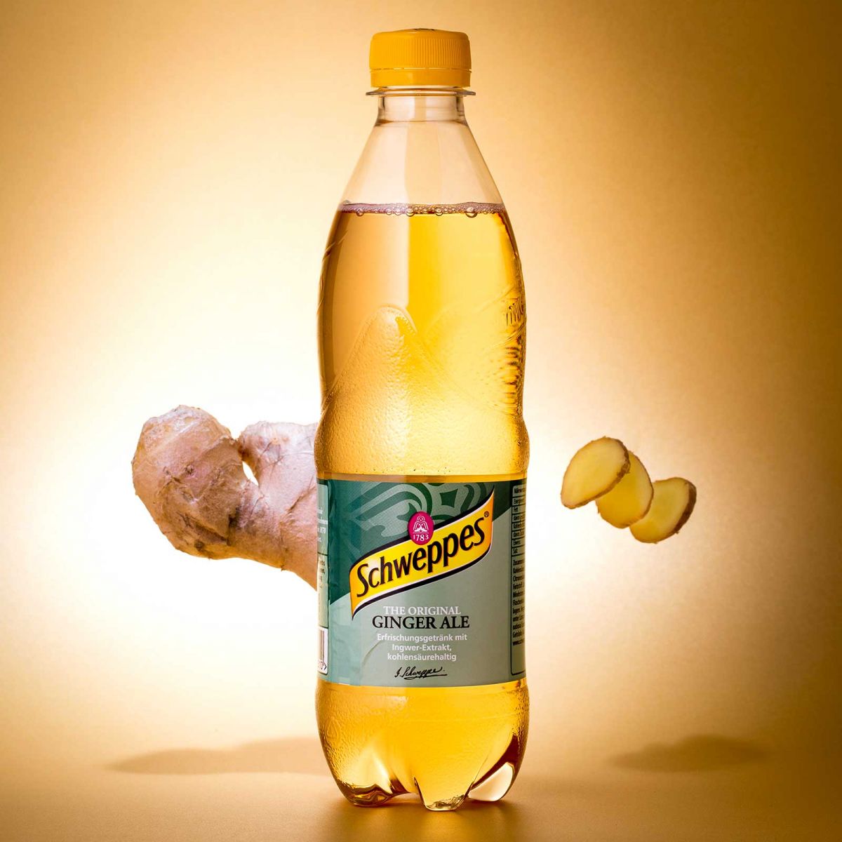 Folienetiketten für Schweppes PET Flaschen von Töpfer Kulmbach